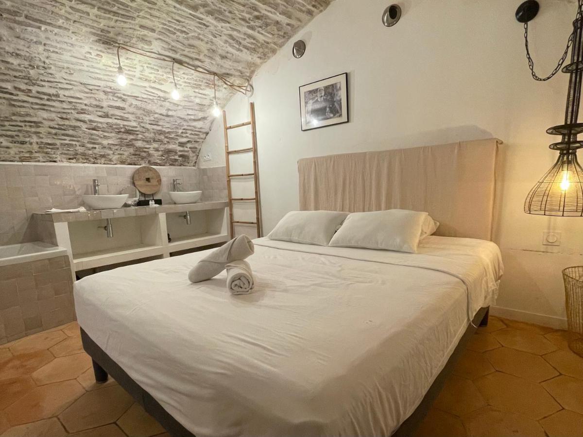 Residence Les Hauts De Saint Charles Marseille Extérieur photo