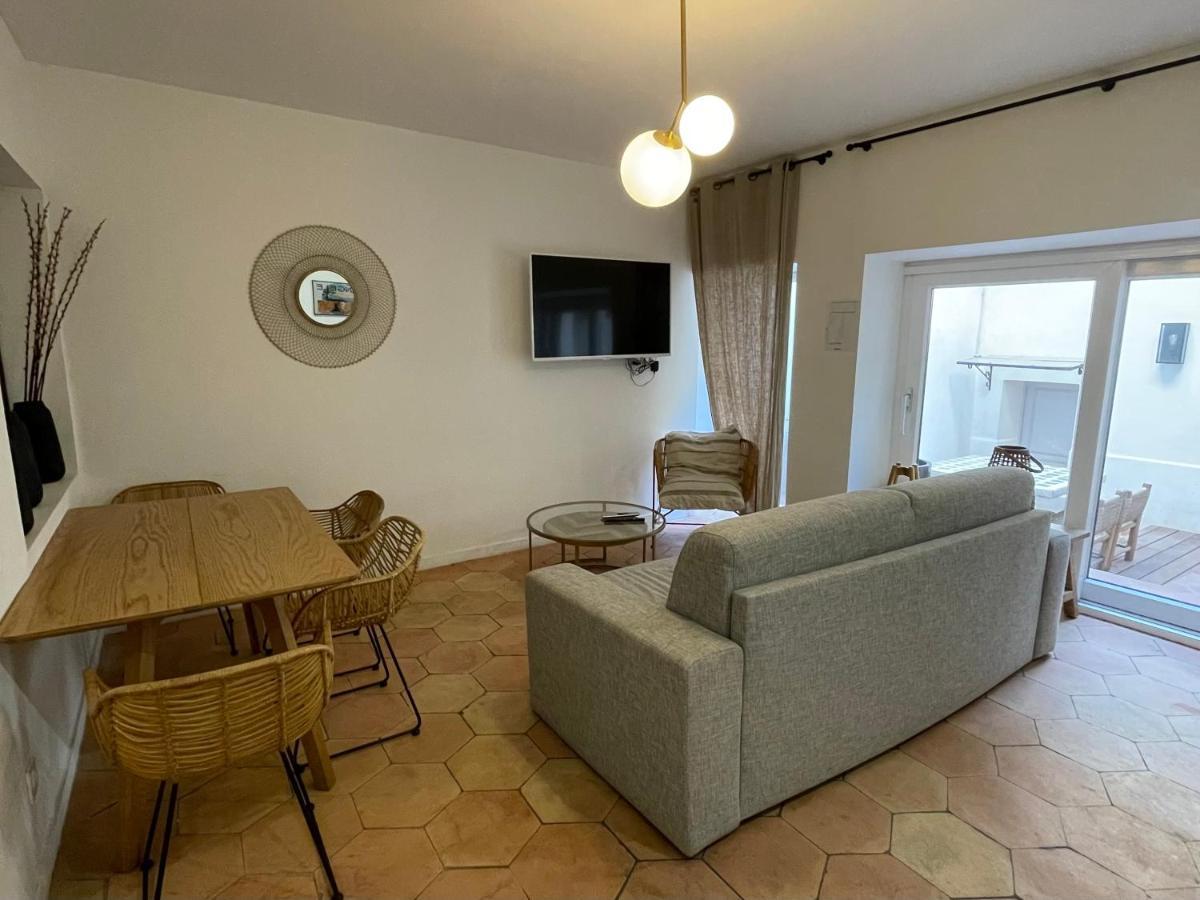 Residence Les Hauts De Saint Charles Marseille Extérieur photo